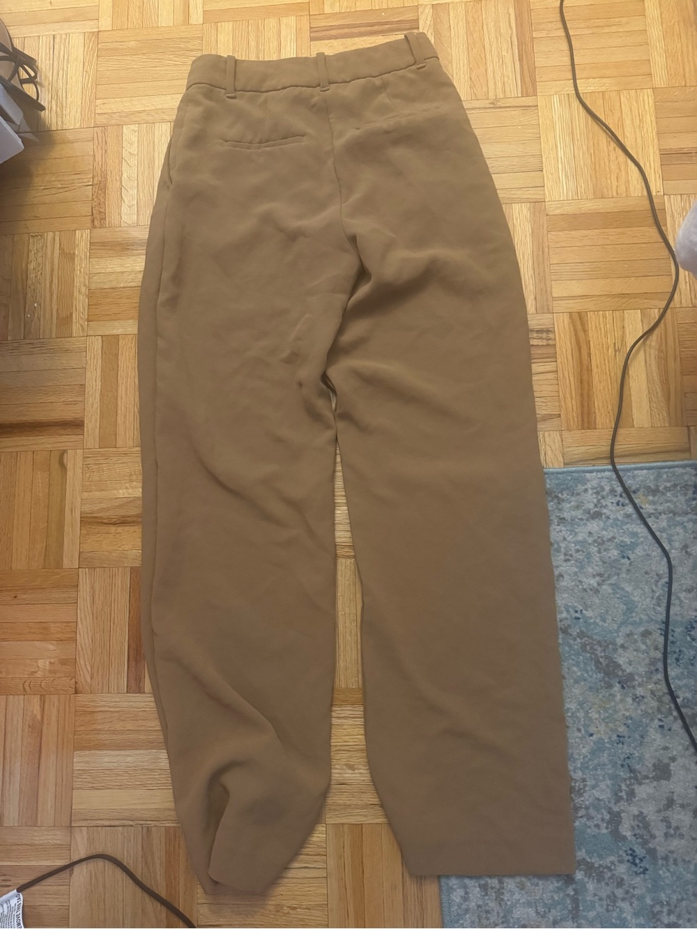 Aritzia wilfred effortless pants in tan size 4 - Picture 4 of 5
